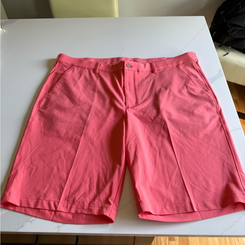 Men's Greg Norman Microlux Golf shorts